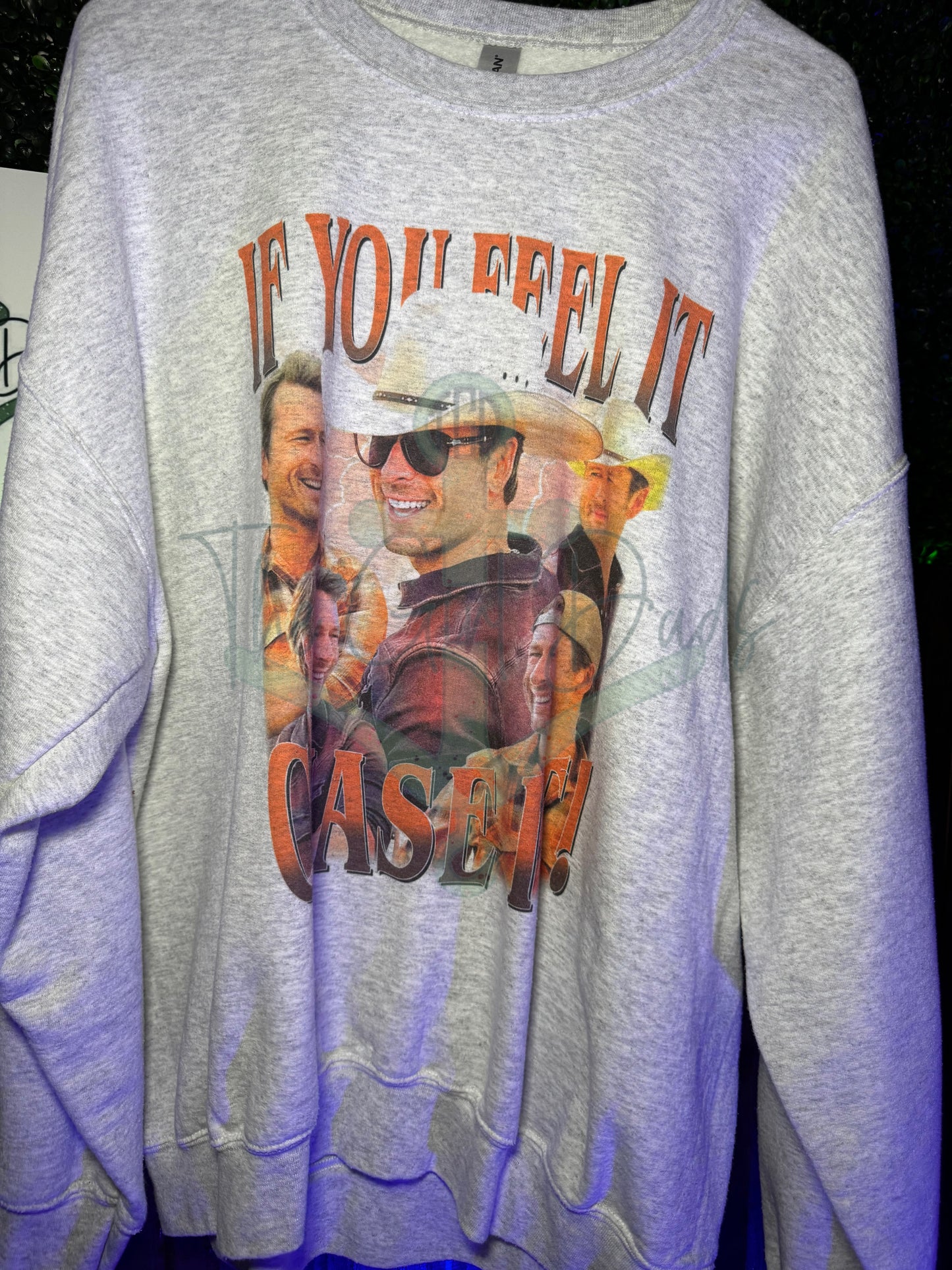 RTS Adult XL Ash Sweatshirt If You Feel It Chase It