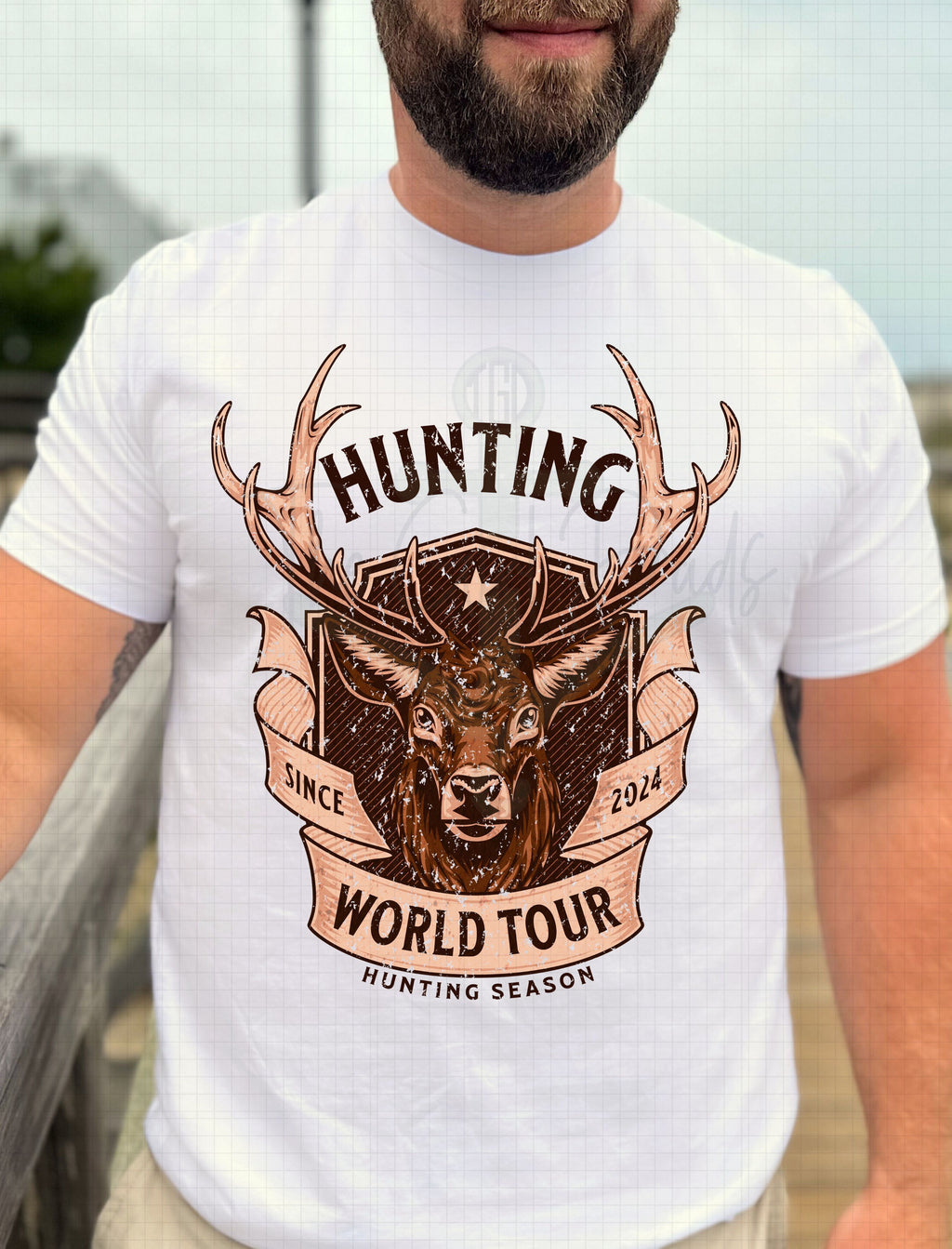 Hunting World Tour Top Design