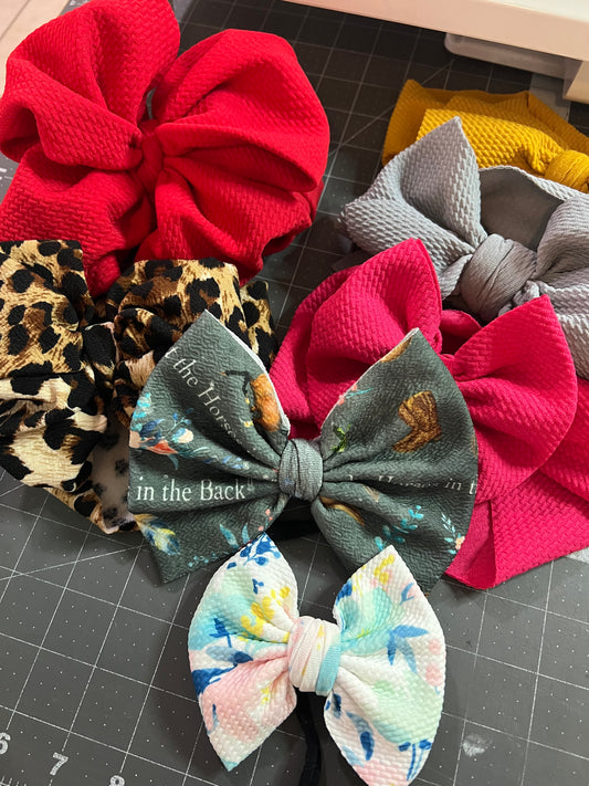 Hart Purge: 2 Double Messy 1 Wrap 2 nylon Bows 2 messy Wraps (Not worn)