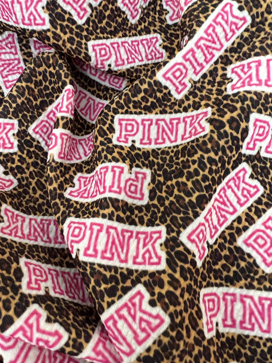 Pink on Leopard (Rec: Bows & Scrunchies, Large Scale)